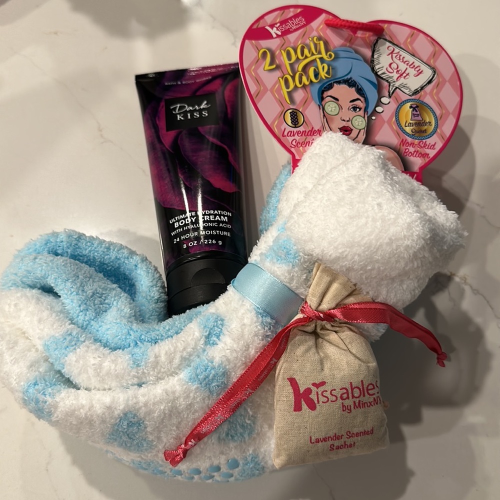 Bundle - Dark Kiss Lotion & 2-Pack Kissable Socks